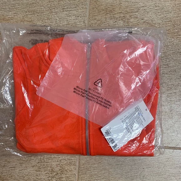 🎁LULULEMON COTTON FRENCH TERRY ZIP HOODIE/JACKET-AUTUMN RED-10/12 - Picture 11 of 16